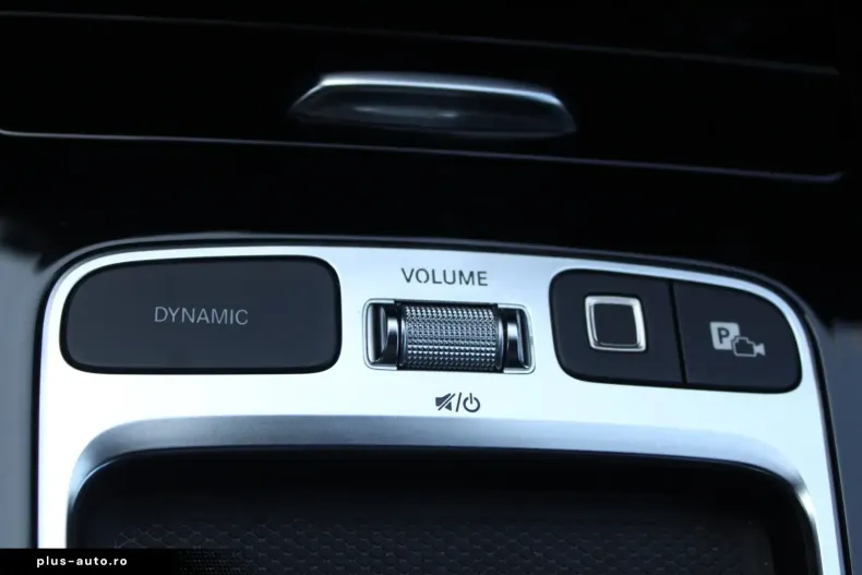 Mercedes-Benz CLA 200 din 2024 cu 26.309 km - oferta MER161769 - foto 15