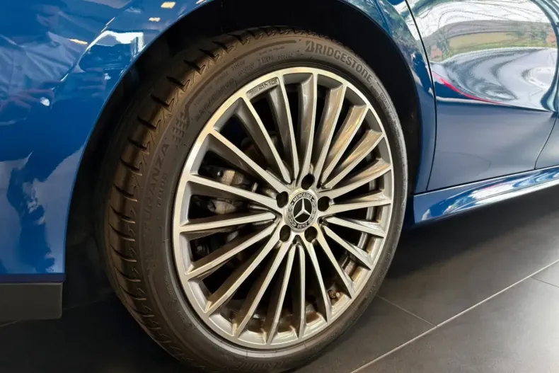 Mercedes-Benz CLA 180 din 2024 cu 18.530 km - oferta MER161770 - foto 4