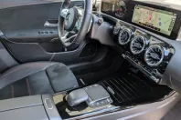 Mercedes-Benz CLA 180 din 2023 cu 25.946 km - oferta MER161771 - foto 15