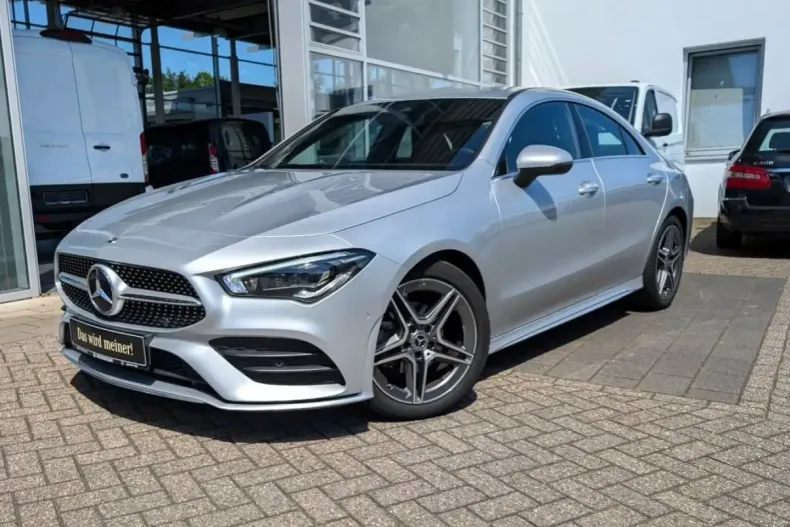 Mercedes-Benz CLA 180 din 2023 cu 25.946 km - oferta MER161771 - foto 25
