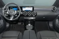 Mercedes-Benz CLA 180 din 2024 cu 3.644 km - oferta MER161772 - foto 15