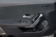 Mercedes-Benz CLA 180 din 2024 cu 25.480 km - oferta MER161773 - foto 11