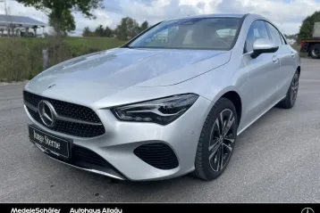 Mercedes-Benz CLA 200 din 2023 - oferta MER161774