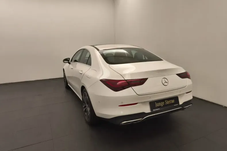 Mercedes-Benz CLA 180 din 2024 cu 11.231 km - oferta MER161775 - foto 6