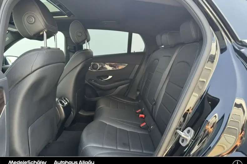 Mercedes-Benz GLC 300 din 2023 cu 51.067 km - oferta MER161777 - foto 9