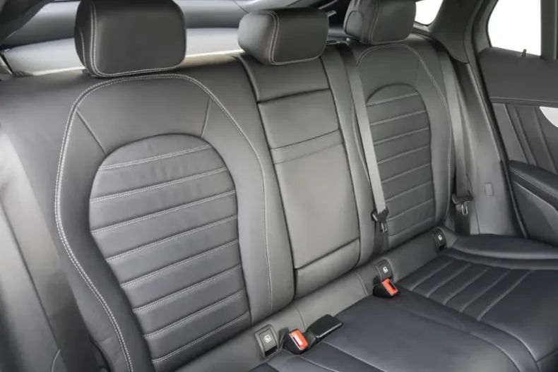 Mercedes-Benz GLC 300 din 2023 cu 83.167 km - oferta MER161778 - foto 4