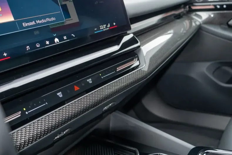 BMW 520 din 2024 cu 24.946 km - oferta BMW161780 - foto 10