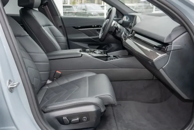 BMW 520 din 2024 cu 24.946 km - oferta BMW161780 - foto 14