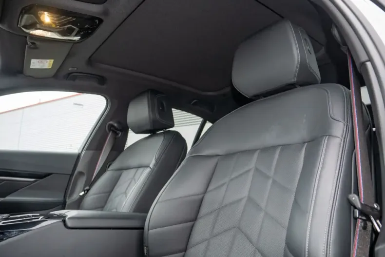 BMW 520 din 2024 cu 24.946 km - oferta BMW161780 - foto 19