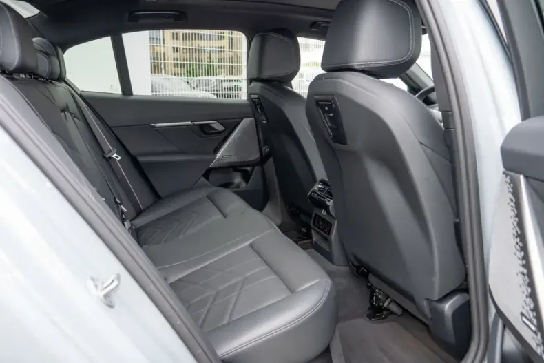 BMW 520 din 2024 cu 24.946 km - oferta BMW161780 - foto 21