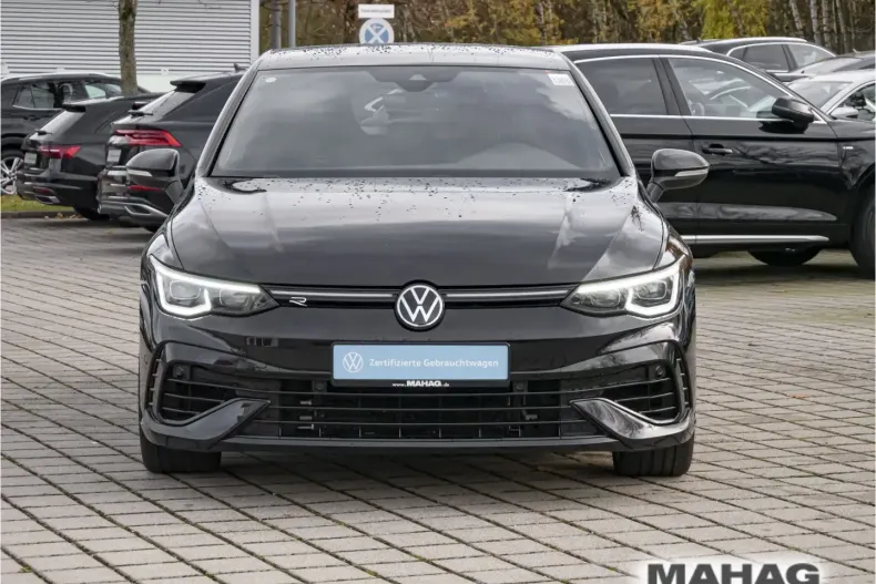 Volkswagen Golf din 2023 cu 49.141 km - oferta VOL161795 - foto 2