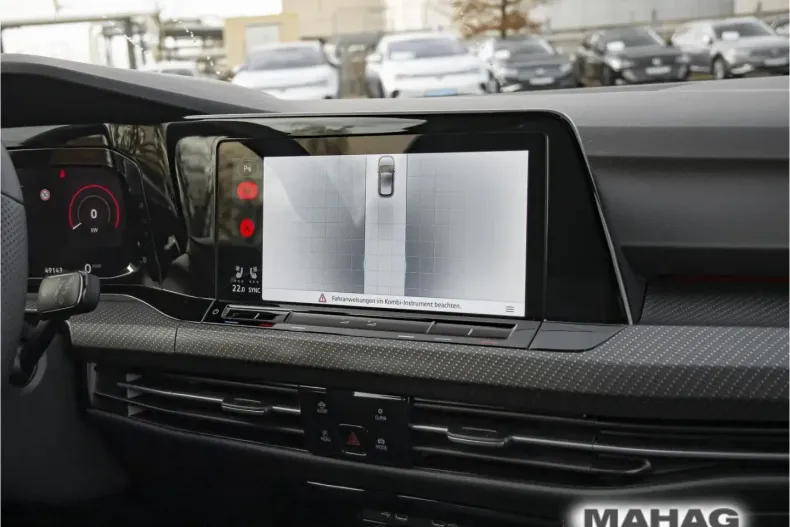 Volkswagen Golf din 2023 cu 49.141 km - oferta VOL161795 - foto 18