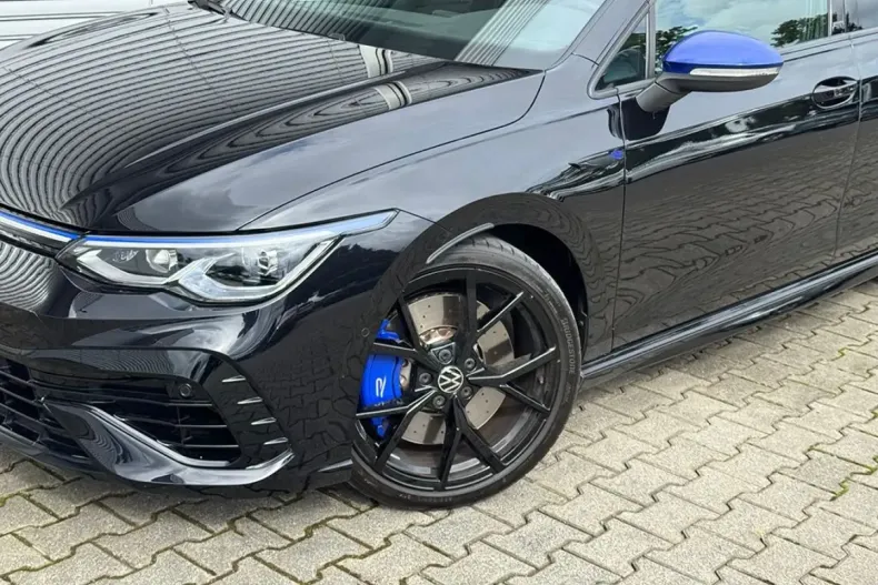 Volkswagen Golf din 2024 cu 9.995 km - oferta VOL161797 - foto 3