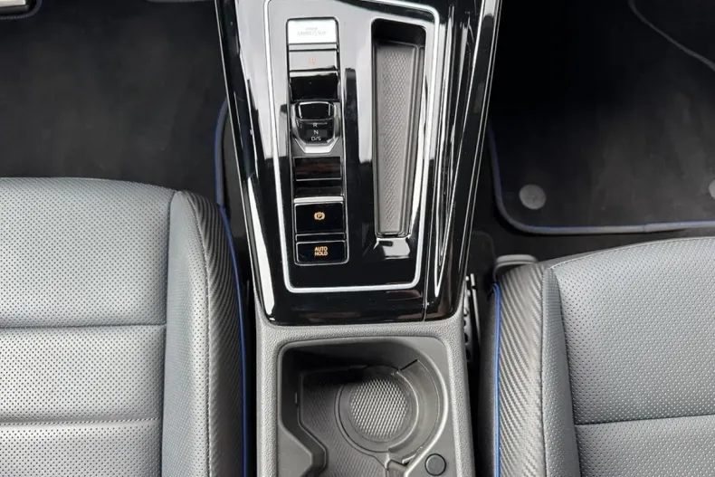 Volkswagen Golf din 2024 cu 9.995 km - oferta VOL161797 - foto 13