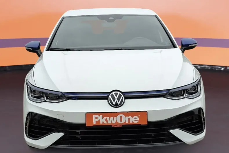 Volkswagen Golf din 2023 cu 29.166 km - oferta VOL161800 - foto 6