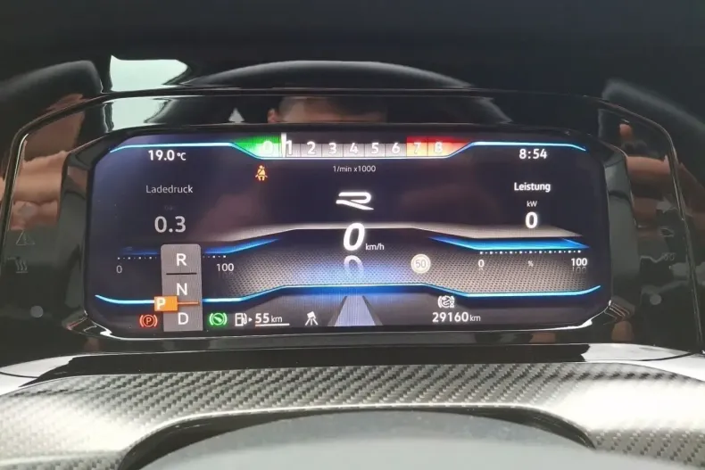 Volkswagen Golf din 2023 cu 29.166 km - oferta VOL161800 - foto 9