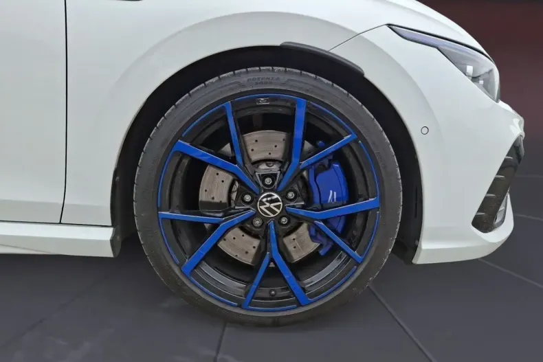 Volkswagen Golf din 2023 cu 29.166 km - oferta VOL161800 - foto 11