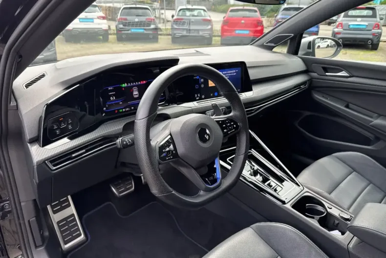 Volkswagen Golf din 2022 cu 79.600 km - oferta VOL161801 - foto 11