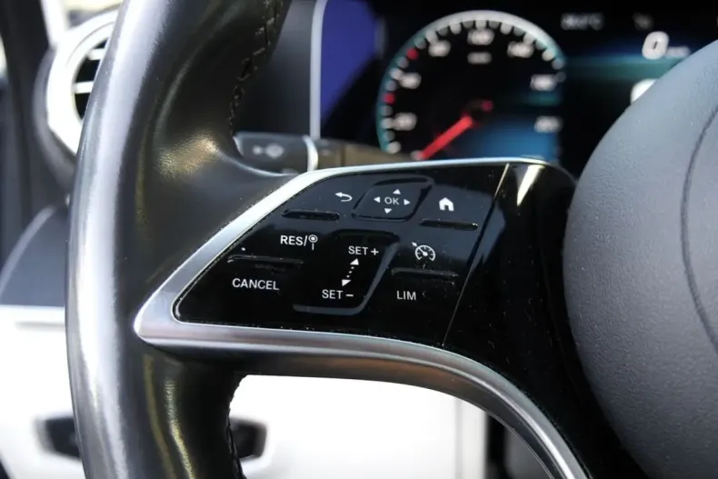 Mercedes-Benz E 300 din 2020 cu 95.249 km - oferta MER161803 - foto 13