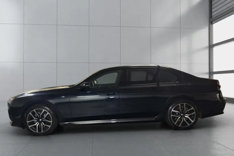 BMW 740 din 2024 cu 42.890 km - oferta BMW161806 - foto 3