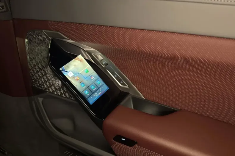 BMW 740 din 2024 cu 42.890 km - oferta BMW161806 - foto 31