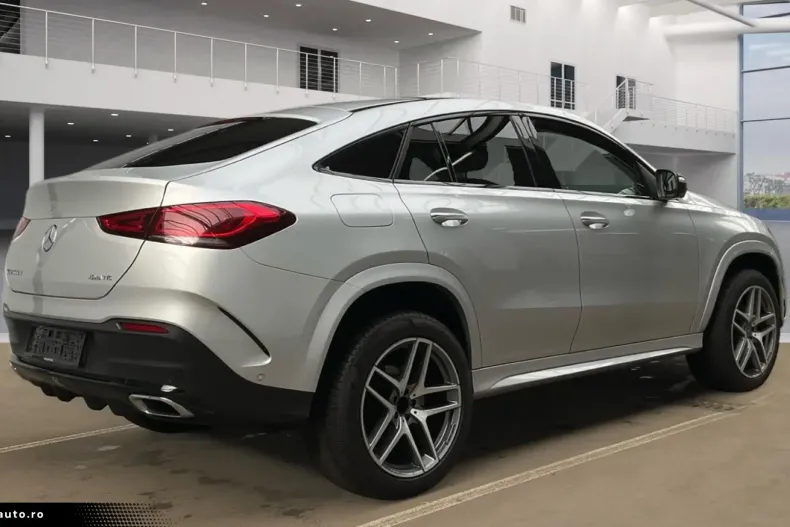 Mercedes-Benz GLE 400 din 2021 cu 99.091 km - oferta MER161809 - foto 4