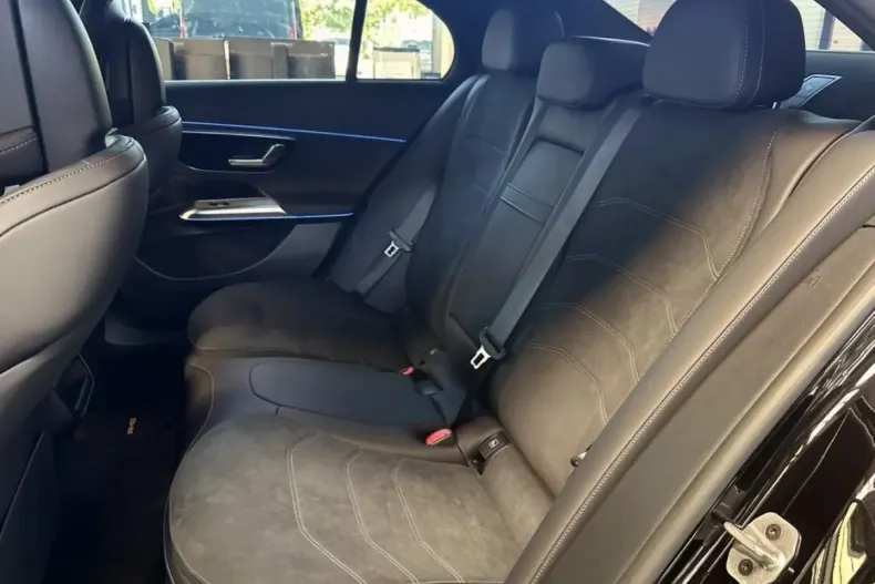 Mercedes-Benz E 200 din 2024 cu 21.831 km - oferta MER161814 - foto 17