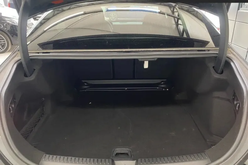 Mercedes-Benz E 200 din 2023 cu 34.500 km - oferta MER161823 - foto 14