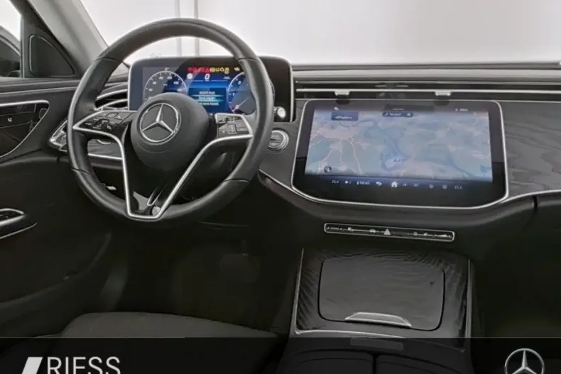 Mercedes-Benz E 220 din 2023 cu 54.894 km - oferta MER161824 - foto 5