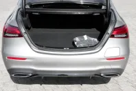 Mercedes-Benz E 300 din 2020 cu 89.153 km - oferta MER161825 - foto 12