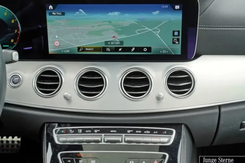 Mercedes-Benz E 300 din 2021 cu 79.971 km - oferta MER161826 - foto 8