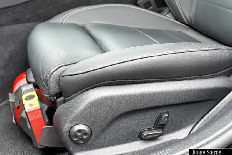 Mercedes-Benz E 300 din 2021 cu 79.971 km - oferta MER161826 - foto 11