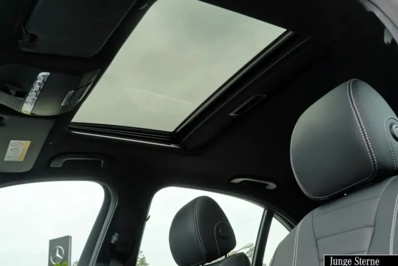 Mercedes-Benz E 300 din 2021 cu 79.971 km - oferta MER161826 - foto 12