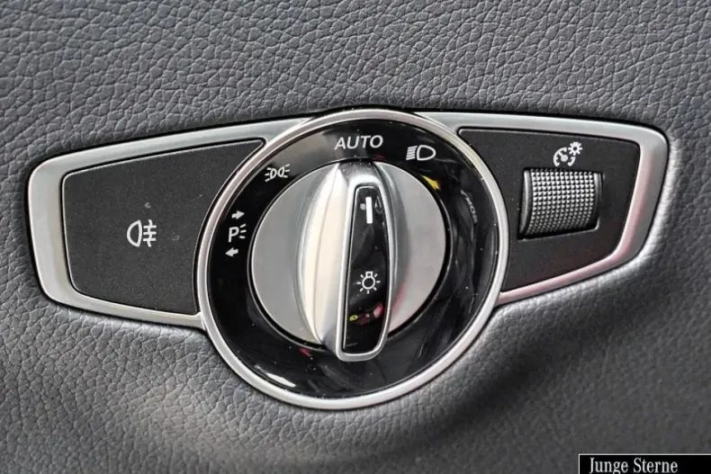 Mercedes-Benz E 300 din 2021 cu 79.971 km - oferta MER161826 - foto 14