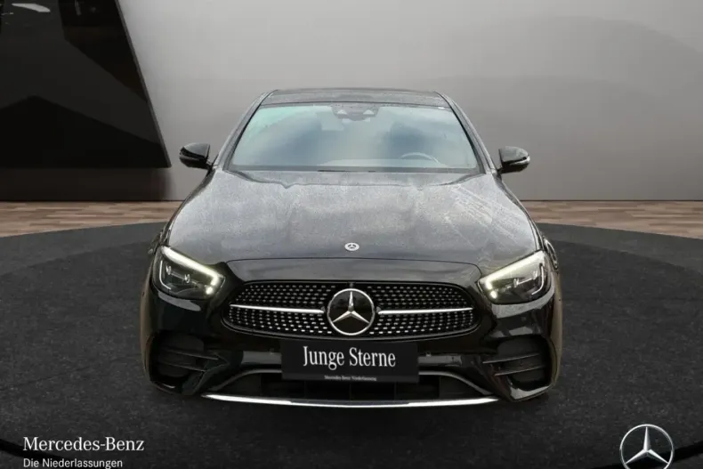 Mercedes-Benz E 300 din 2020 cu 95.668 km - oferta MER161827 - foto 3