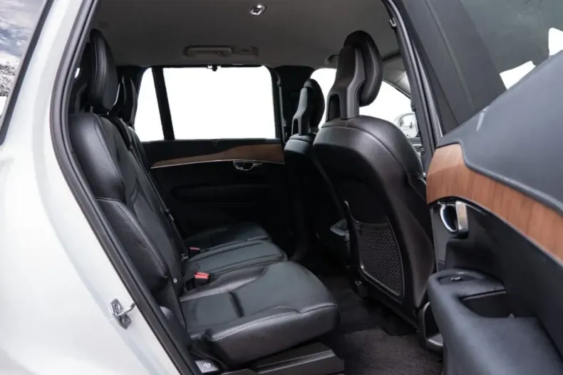 Volvo XC90 din 2021 cu 84.800 km - oferta VOL161830 - foto 6