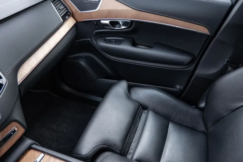 Volvo XC90 din 2021 cu 84.800 km - oferta VOL161830 - foto 13