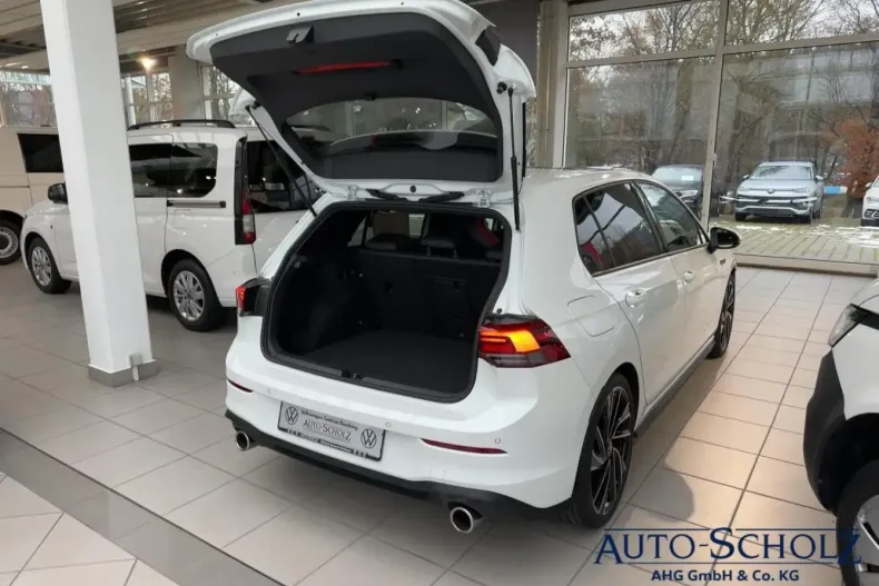 Volkswagen Golf din 2022 cu 44.000 km - oferta VOL161831 - foto 4