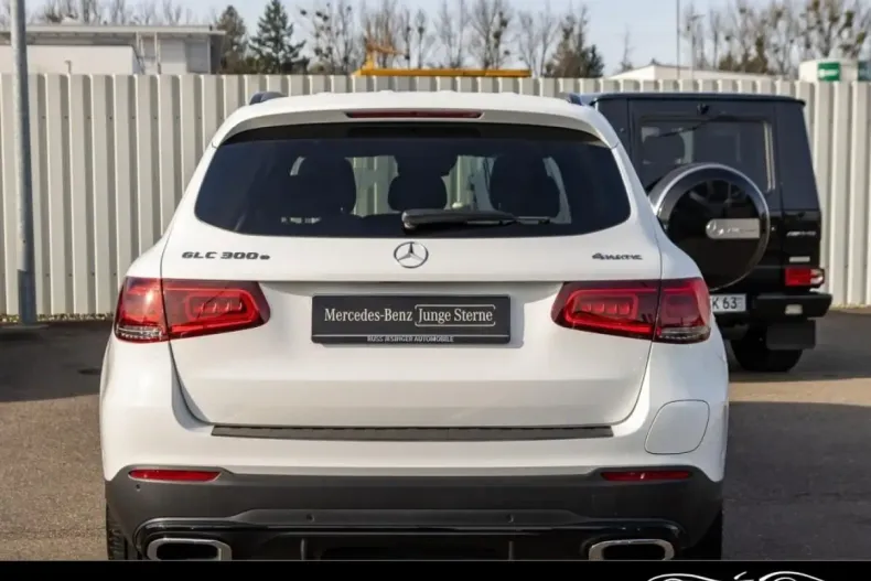 Mercedes-Benz GLC 300 din 2021 cu 52.500 km - oferta MER161832 - foto 5