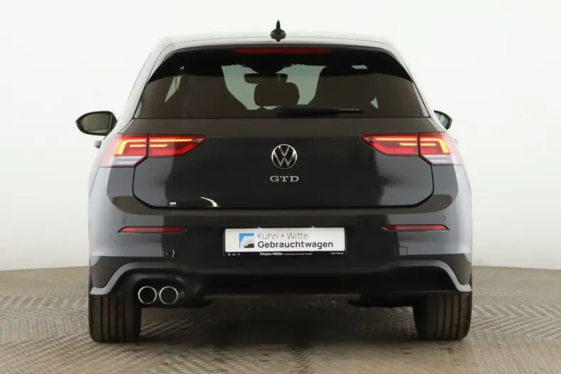 Volkswagen Golf din 2023 cu 72.721 km - oferta VOL161834 - foto 5