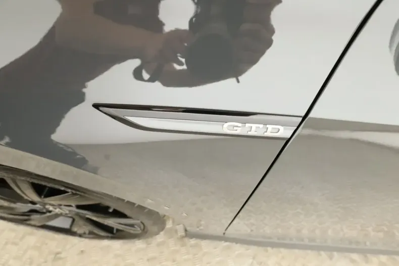 Volkswagen Golf din 2023 cu 72.721 km - oferta VOL161834 - foto 8