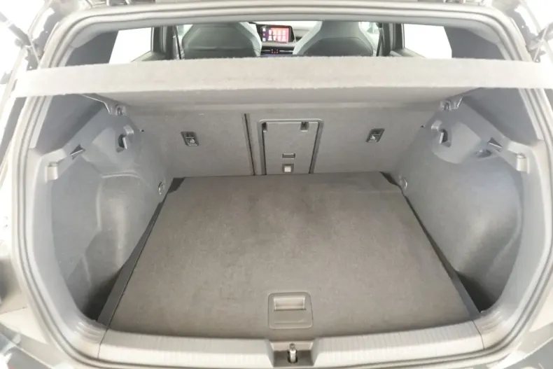 Volkswagen Golf din 2023 cu 72.721 km - oferta VOL161834 - foto 10