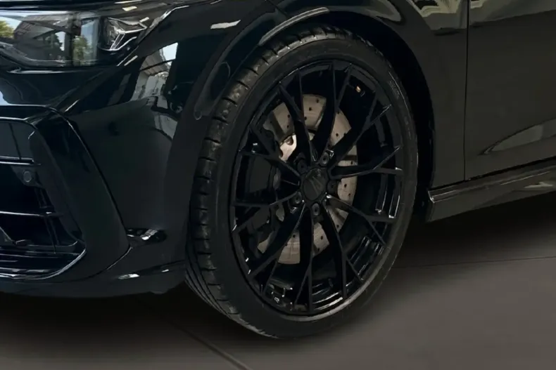 Volkswagen Golf din 2024 cu 14.900 km - oferta VOL161835 - foto 5