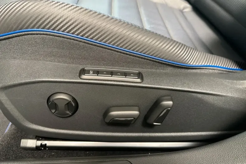 Volkswagen Golf din 2024 cu 14.900 km - oferta VOL161835 - foto 13