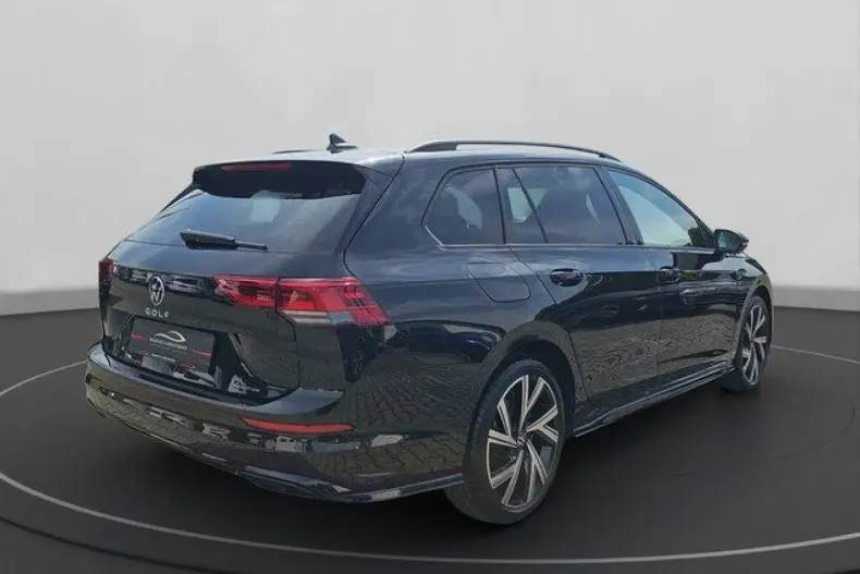 Volkswagen Golf din 2024 cu 11.110 km - oferta VOL161836 - foto 5