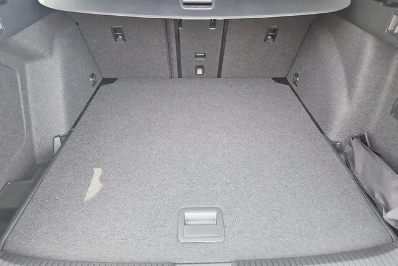 Volkswagen Golf din 2024 cu 11.110 km - oferta VOL161836 - foto 8