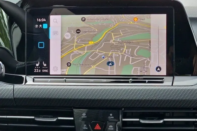 Volkswagen Golf din 2024 cu 11.110 km - oferta VOL161836 - foto 11