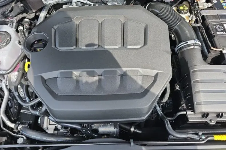 Volkswagen Golf din 2024 cu 11.110 km - oferta VOL161836 - foto 14