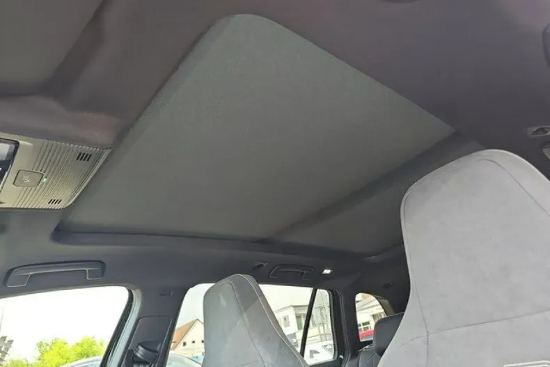 Volkswagen Golf din 2024 cu 11.110 km - oferta VOL161836 - foto 20