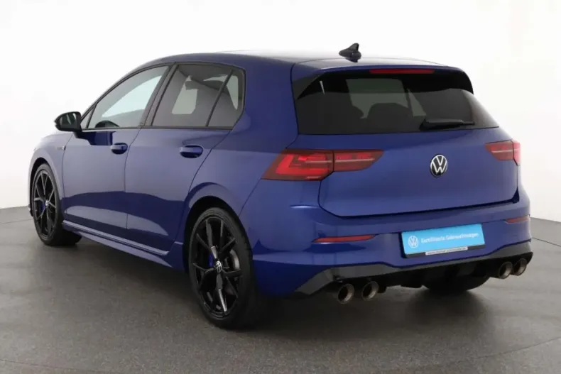 Volkswagen Golf din 2024 cu 4.244 km - oferta VOL161838 - foto 3